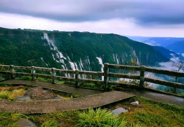 Shillong Honeymoon Tour Package